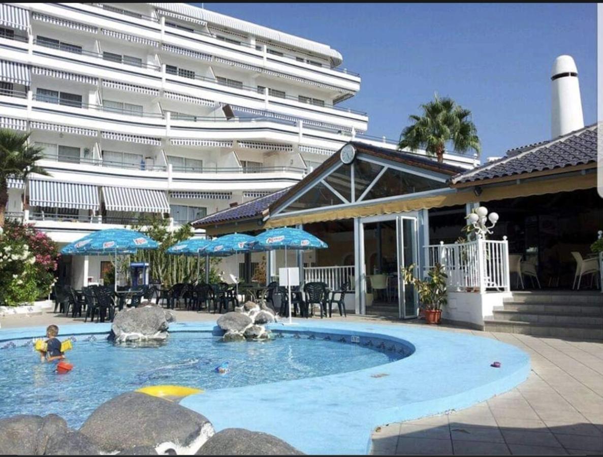 Club Atlantis Costa Adeje Studio Bagian luar foto